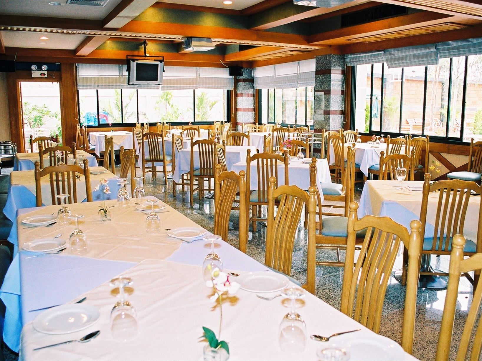 Raya Grand Hotel Nakhon Ratchasima Exterior photo