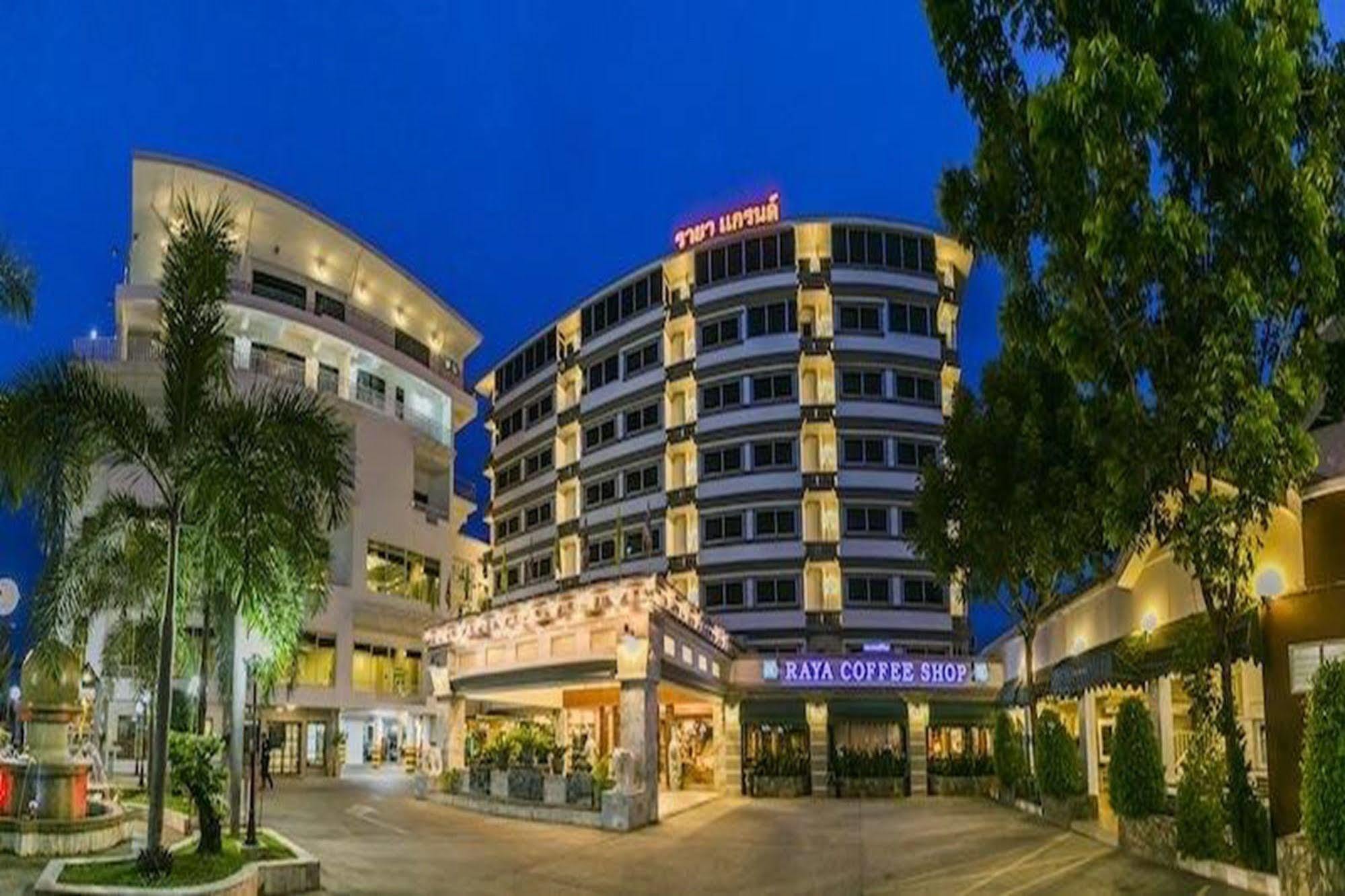 Raya Grand Hotel Nakhon Ratchasima Exterior photo